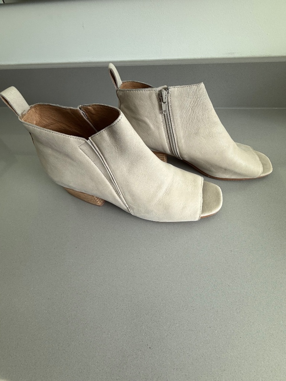 Corso Como Cream Nubuck Peep Toe Ankle Booties Size 10